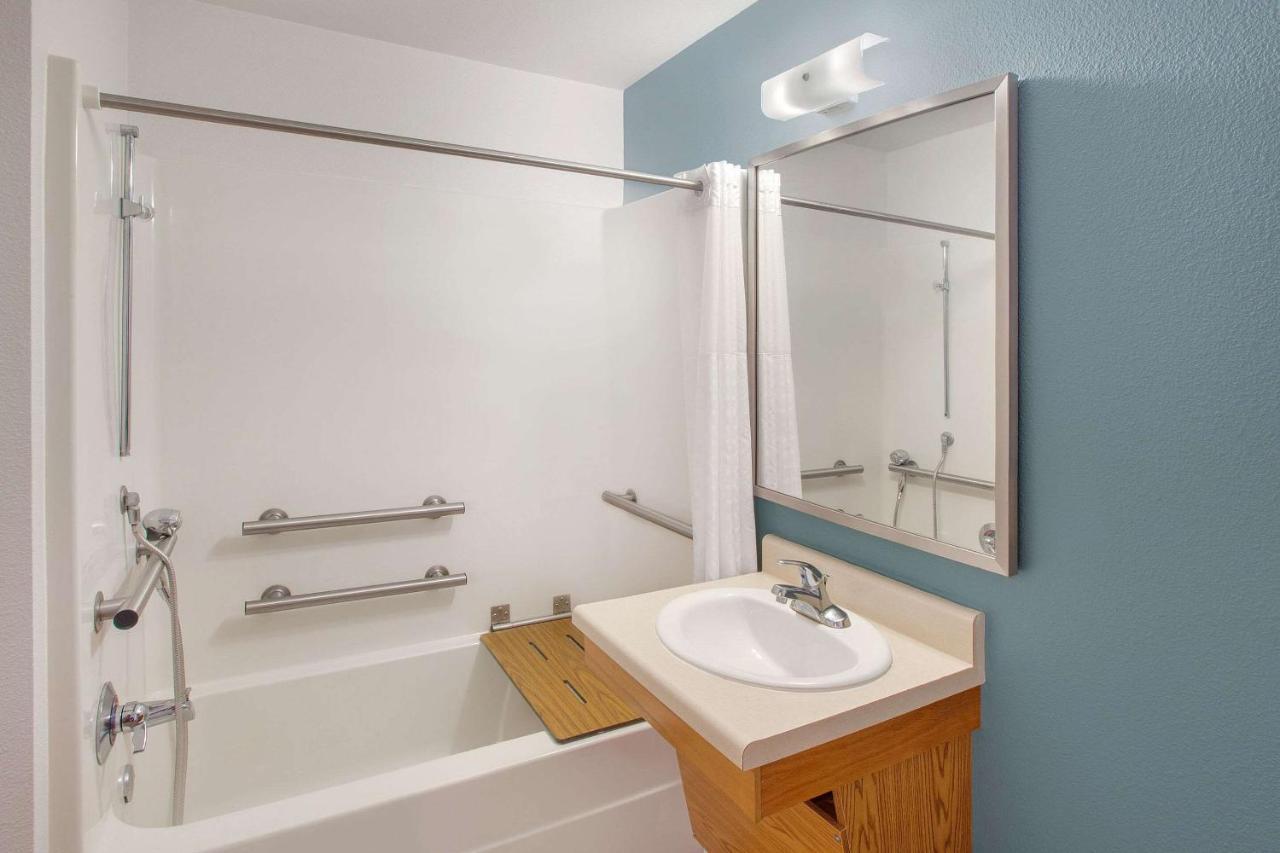 Woodspring Suites Харлинген Екстериор снимка